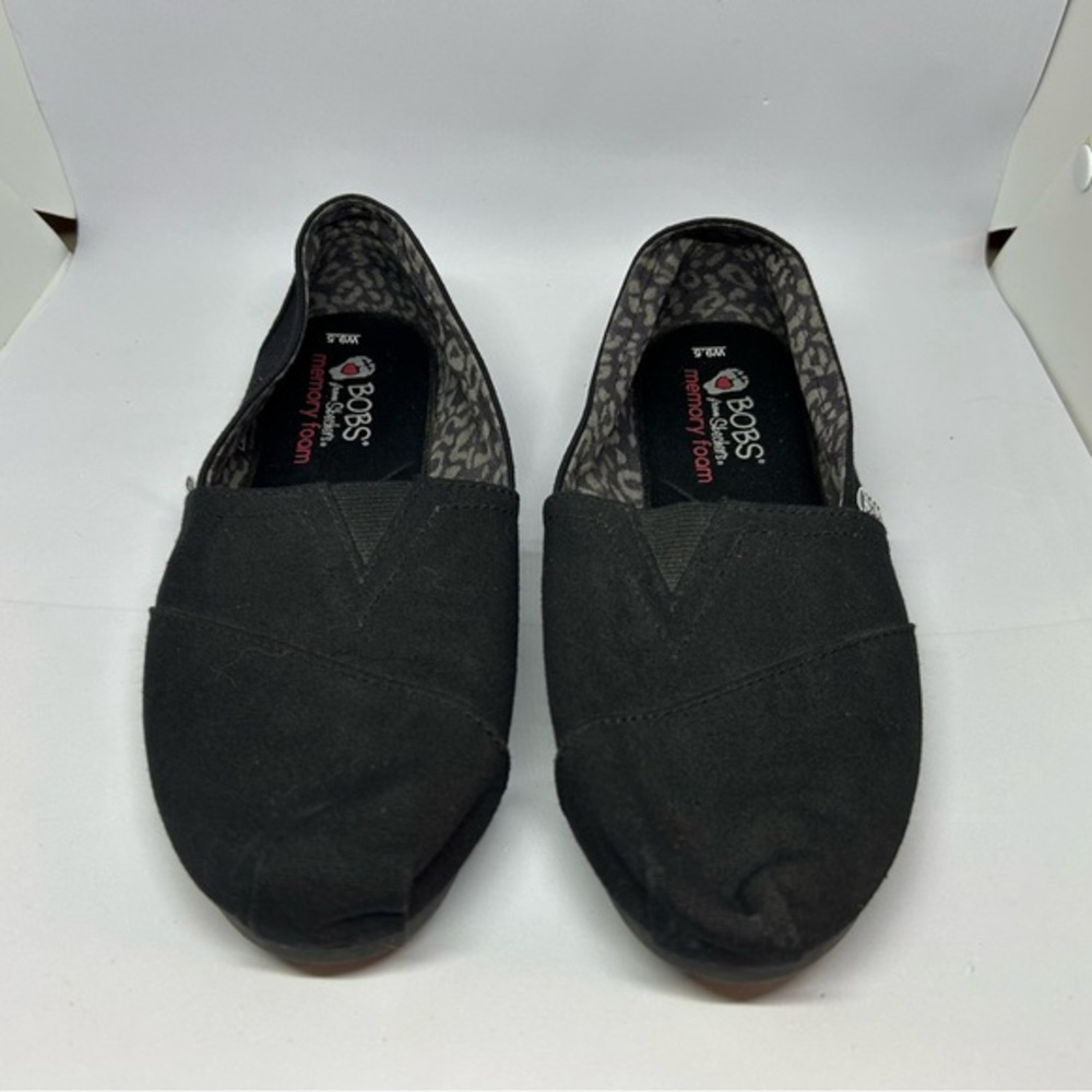 Skechers Black Canvas Loafers Slip-Ons Minimalist Design W9.5